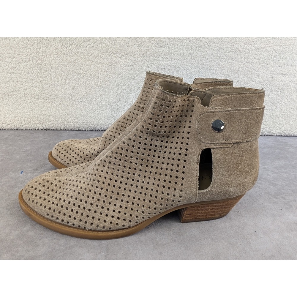 Nine West Kadienneo Taupe Perforated Suede Ankle Boots 6.5M Side Zip Cutout Heel